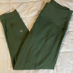 Lululemon leggings size 10 women’s